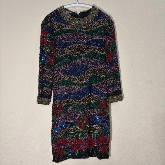 Indus V Dresses & Skirts - VTG sequined 1980s INDUS V silk beaded Multi Florals disco dress Party 15” PTP
